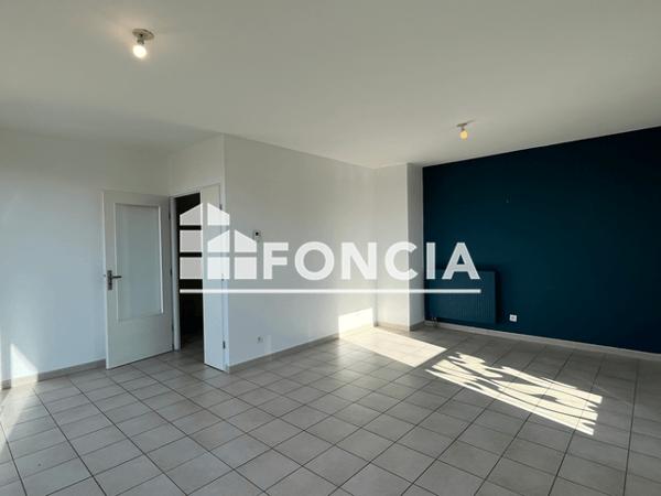 Location Appartement 4 pièces 100.94 m² - 4 PROMENADE DES SQUARES Herouville Saint Clair 14200