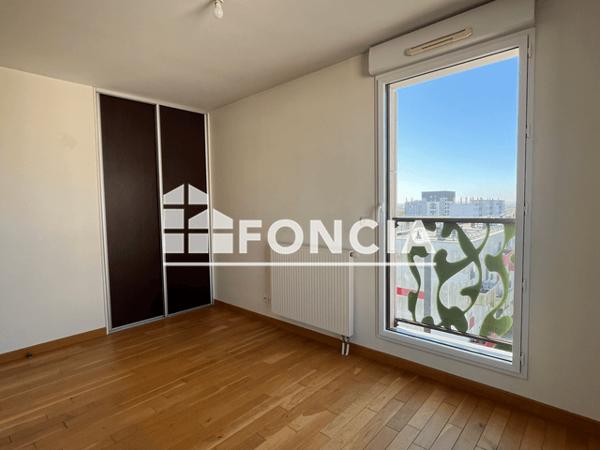 Location Appartement 4 pièces 100.94 m² - 4 PROMENADE DES SQUARES Herouville Saint Clair 14200