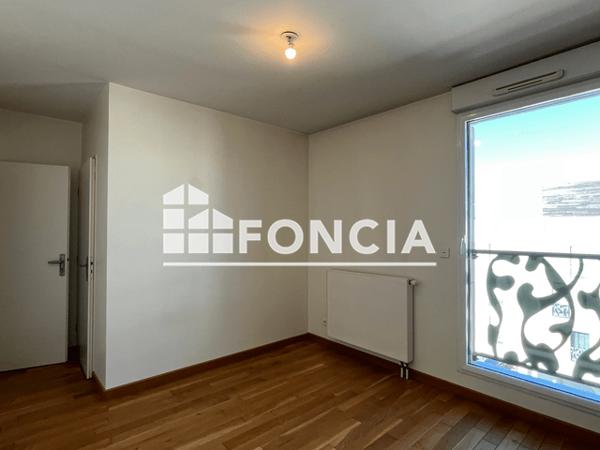 Location Appartement 4 pièces 100.94 m² - 4 PROMENADE DES SQUARES Herouville Saint Clair 14200
