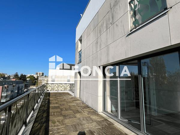 Location Appartement 4 pièces 100.94 m² - 4 PROMENADE DES SQUARES Herouville Saint Clair 14200