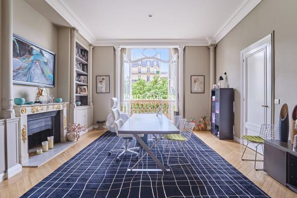 A vendre - Appartement - 75016 - Trocadéro - Balcon
