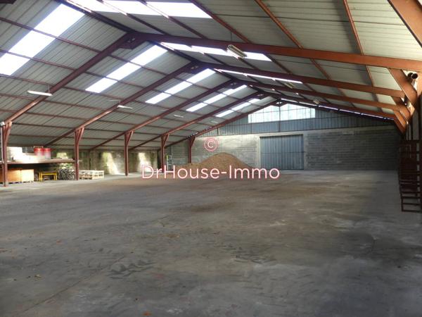 Bien immobilier à vendre 1 pièce de 785 m²