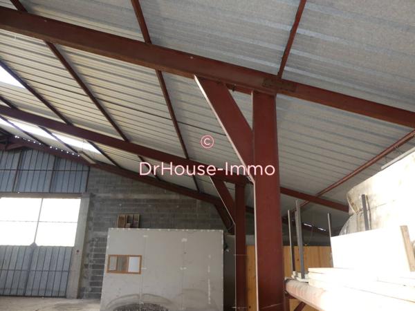 Bien immobilier à vendre 1 pièce de 785 m²