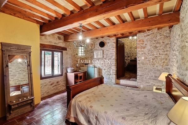 A vendre - Propriété du début du XVIème siècle - Sud Luberon