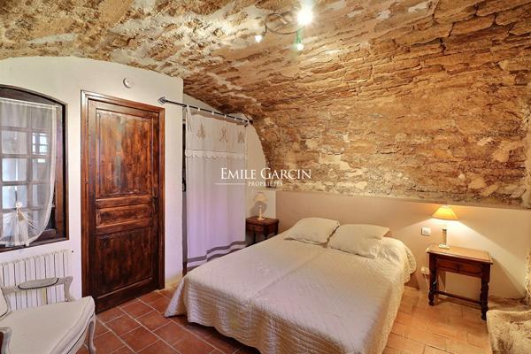 A vendre - Propriété du début du XVIème siècle - Sud Luberon