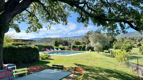 A vendre - Propriété du début du XVIème siècle - Sud Luberon