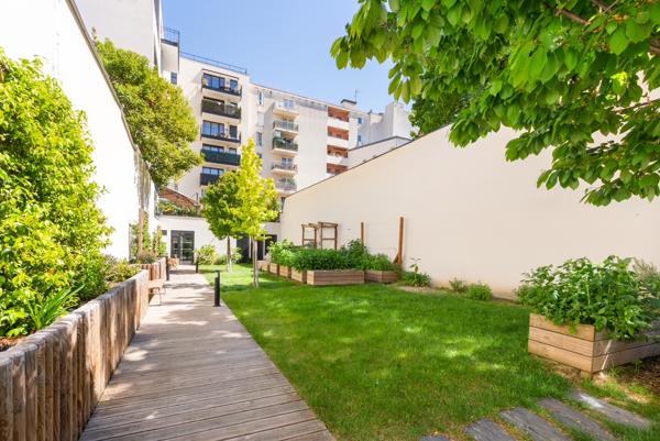 Appartement Courbevoie 4 pièce(s) 87.25 m2