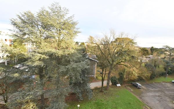 Appartement à vendre    3 pièces • 93,10 m2 Lyon 5