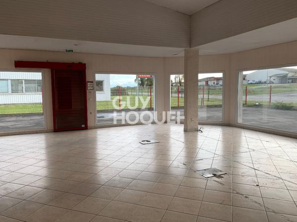 LOCAL COMMERCIAL PROCHE AEROPORT