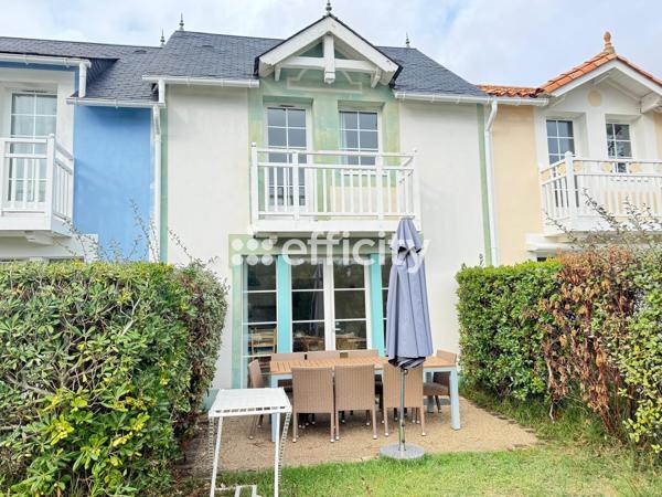 Maison
         4 pièces
        - 54 m² 210 000 €*