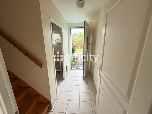 Maison
         4 pièces
        - 54 m² 210 000 €*