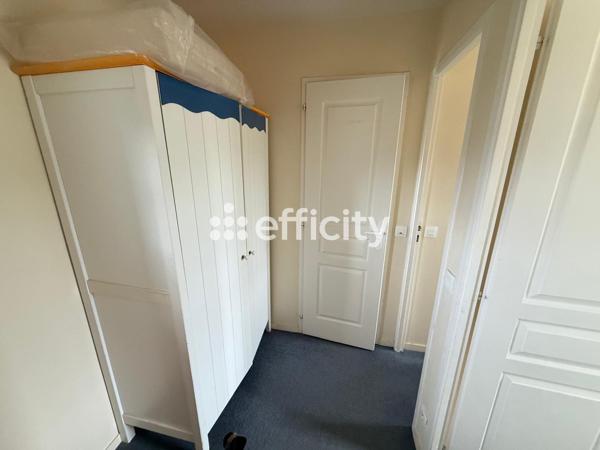 Maison
         4 pièces
        - 54 m² 210 000 €*