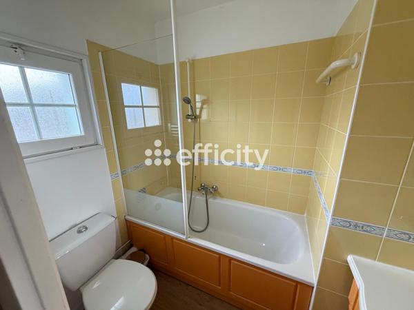 Maison
         4 pièces
        - 54 m² 210 000 €*