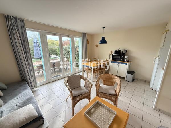 Maison
         4 pièces
        - 54 m² 210 000 €*