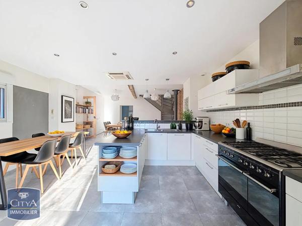 Maison à vendre 9 pièces 260m²