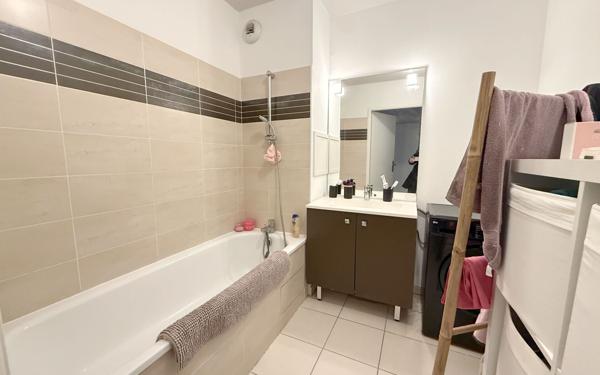 Appartement à vendre    3 pièces •  Toulouse