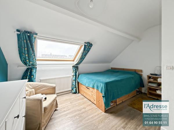 Maison LA VILLE DU BOIS 6 pièces 110 m²