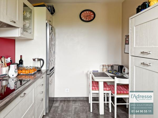 Maison LA VILLE DU BOIS 6 pièces 110 m²