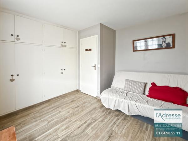 Maison LA VILLE DU BOIS 6 pièces 110 m²