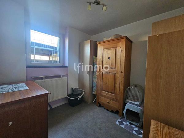 Charmant F2 avec extérieur