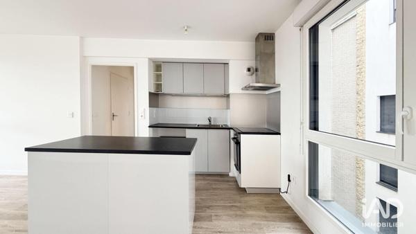 Location appartement 3 pièces 63 m² Colombes