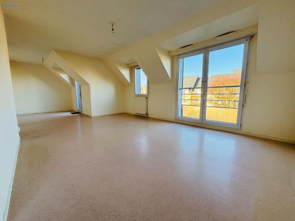 Appartement à vendre à Noyal-Châtillon-sur-Seiche en Ille-et-Vilaine (35230), ref : 35129-6582