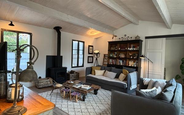 Maison à vendre    7 pièces •  Saint-Pierre-d'Oléron