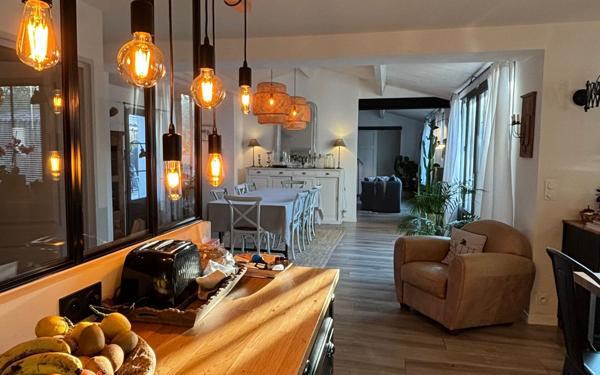 Maison à vendre    7 pièces •  Saint-Pierre-d'Oléron