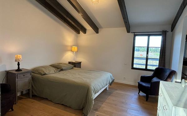 Maison à vendre    7 pièces •  Saint-Pierre-d'Oléron