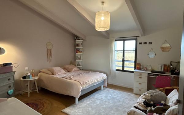 Maison à vendre    7 pièces •  Saint-Pierre-d'Oléron