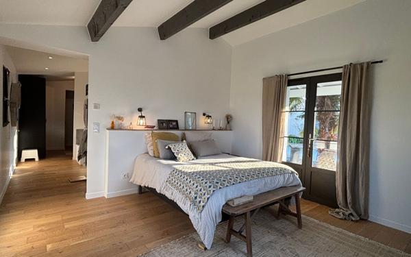 Maison à vendre    7 pièces •  Saint-Pierre-d'Oléron