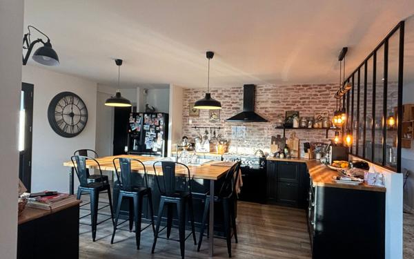 Maison à vendre    7 pièces •  Saint-Pierre-d'Oléron