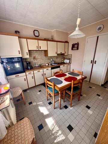 Maison de Ville avec terrain et puit