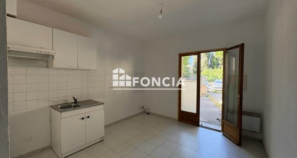 Location Appartement 2 pièces 28.7 m² - Cabannes 13440
