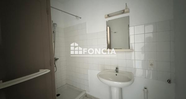 Location Appartement 2 pièces 28.7 m² - Cabannes 13440