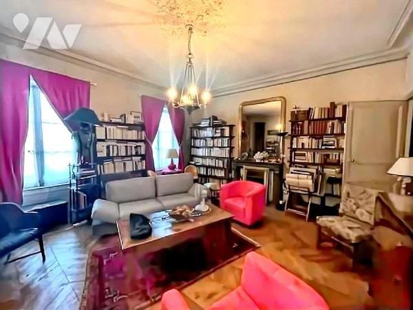 APPARTEMENT avec Dépendances