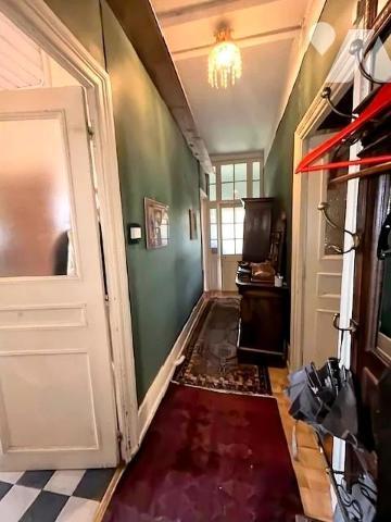 APPARTEMENT avec Dépendances