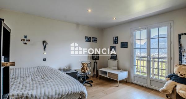 À vendre Maison 7 pièces 337 m² - Thyez 74300