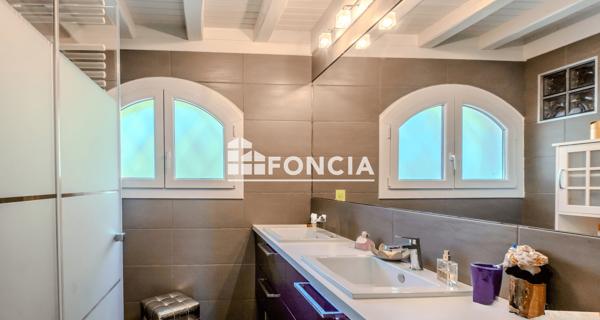 À vendre Maison 7 pièces 337 m² - Thyez 74300
