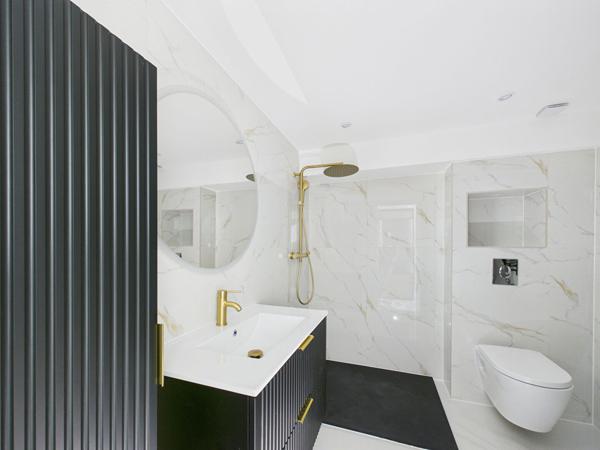 Valence Maison individuelle entièrement rénové avec piscine et appartement indépendant