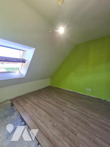 A VENDRE Reguiny Maison avec sous-sol, jardin et hangar