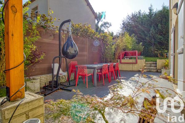 Maison à vendre 8 pièces 150 m² Saint-Thibault-des-Vignes