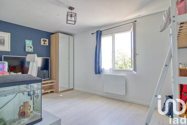 Maison à vendre 8 pièces 150 m² Saint-Thibault-des-Vignes