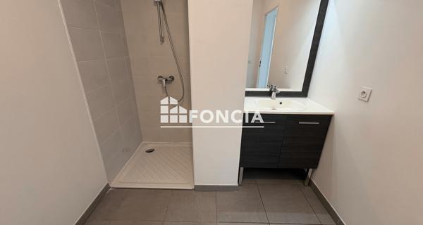 Location Appartement 2 pièces 48.65 m² - Villeurbanne 69100