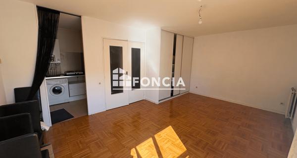 Location Studio 30.67 m² - Villeurbanne 69100