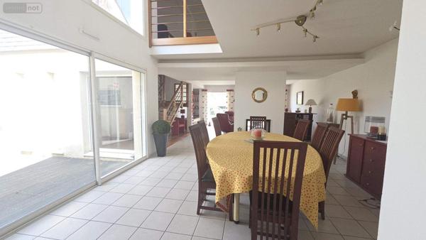 Maison à vendre à Noyal-sur-Vilaine en Ille-et-Vilaine (35530), ref : 019/5399 MCB   
centre ville (coeur)