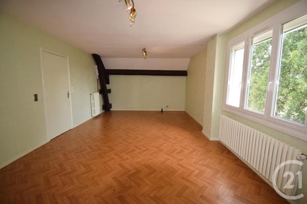 Maison à vendre  9 pièces - 290 m2 ST DIDIER DE FORMANS - 01