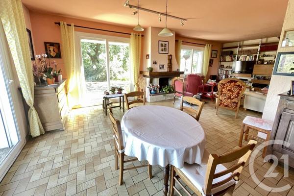 Maison à vendre  9 pièces - 290 m2 ST DIDIER DE FORMANS - 01