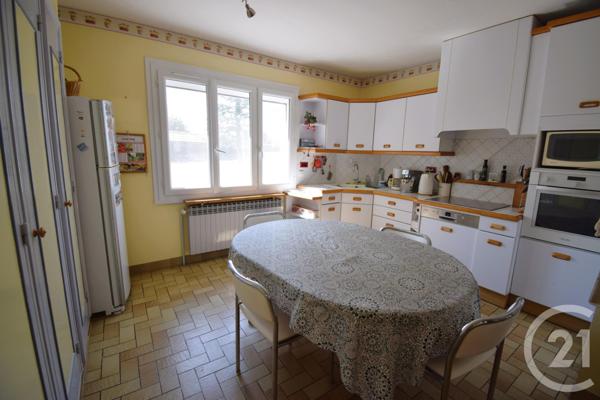 Maison à vendre  9 pièces - 290 m2 ST DIDIER DE FORMANS - 01