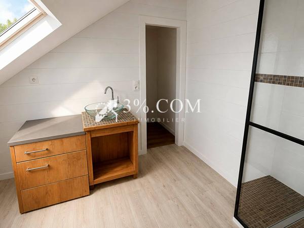 Appartement
                                                                                                                                                                                                                                                                                                                        5 pièce(s)                                                                                                                                                                                                          3 chambre(s)                                                                                                                                                                                                          78  m²